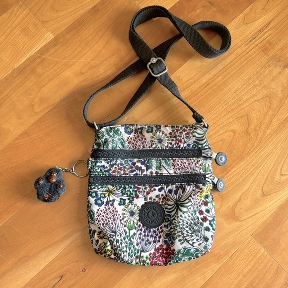Kipling Floral Mini Crossbody Bag with monkey keychain bag charm travel purse - Picture 2 of 8